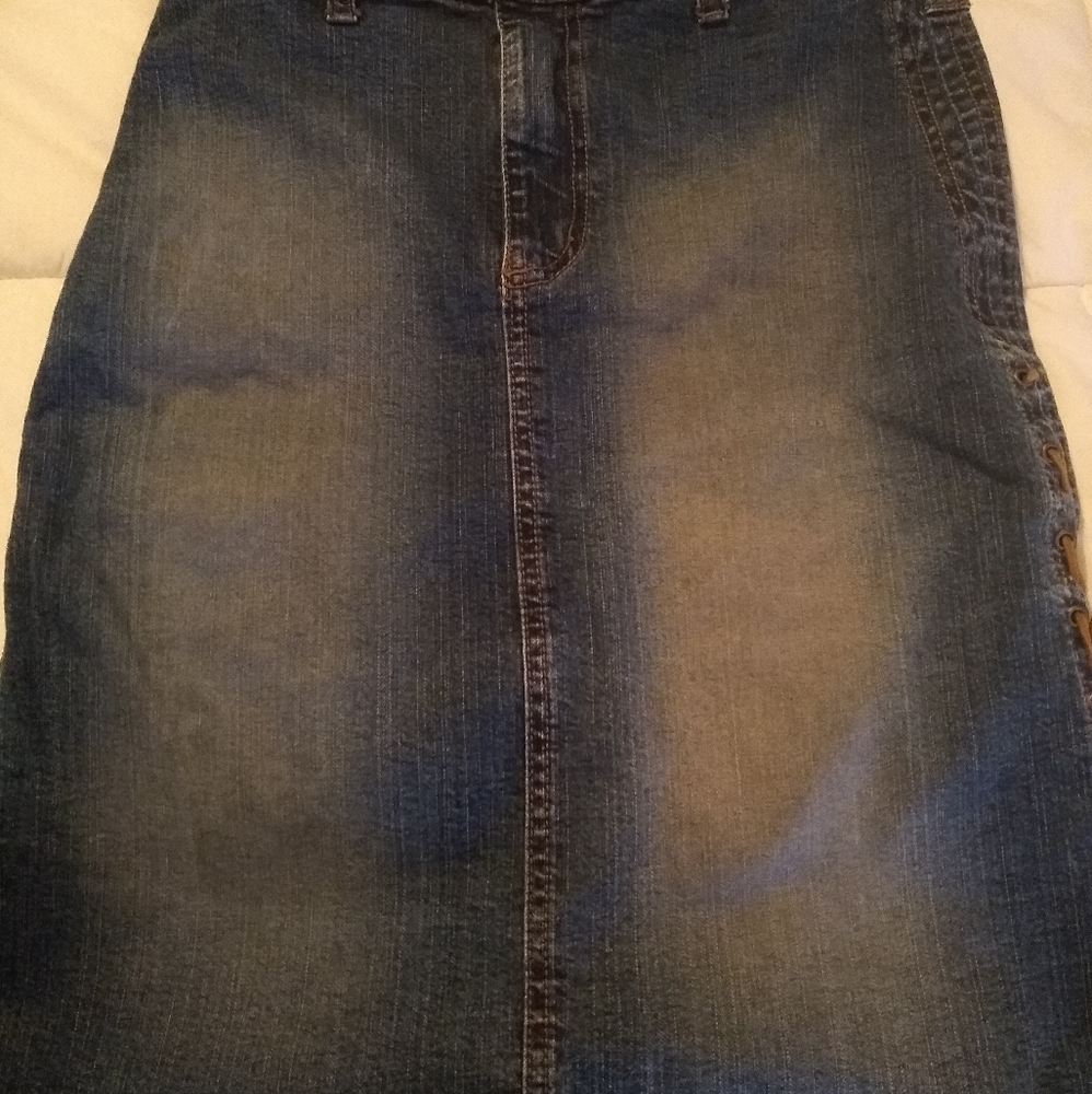 Lace up sides denim skirt